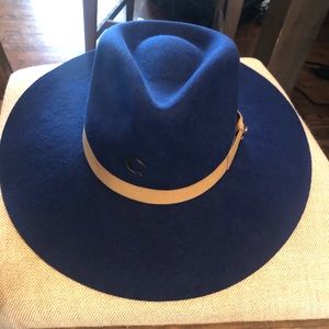 Felt Charlie1 Horse hat blue